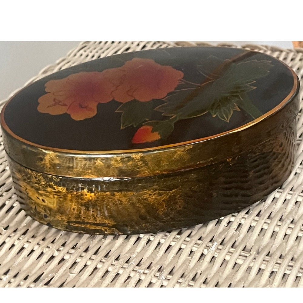 Lacquer Oval Trinket Box Floral Design Hand Painted Dark Academia  Whimsigoth - Picture 3 of 9